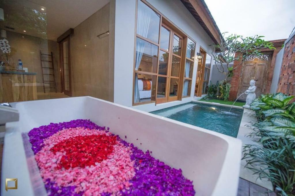 Maitri Villa Ubud Buitenkant foto